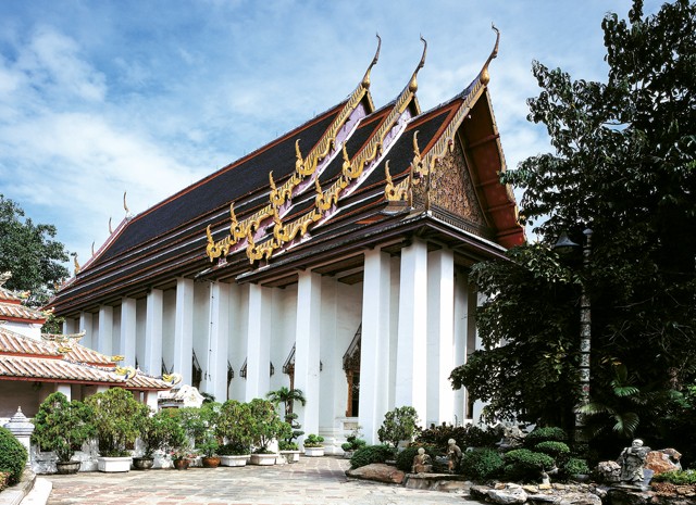 Phra Vihara of the Reclining Buddha